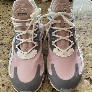 Nike Womens Air Max 270 React with box